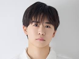 鈴木福の親の仕事がほぼ確！母が楽器演奏者で父親はテレビ関係？